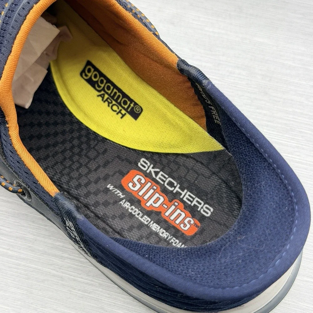 Skechers Slip Ins Men's 9.5 Navy Blue Loafers Hands Free Walking Delson 3 210606